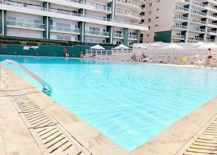 Apartment With Pool